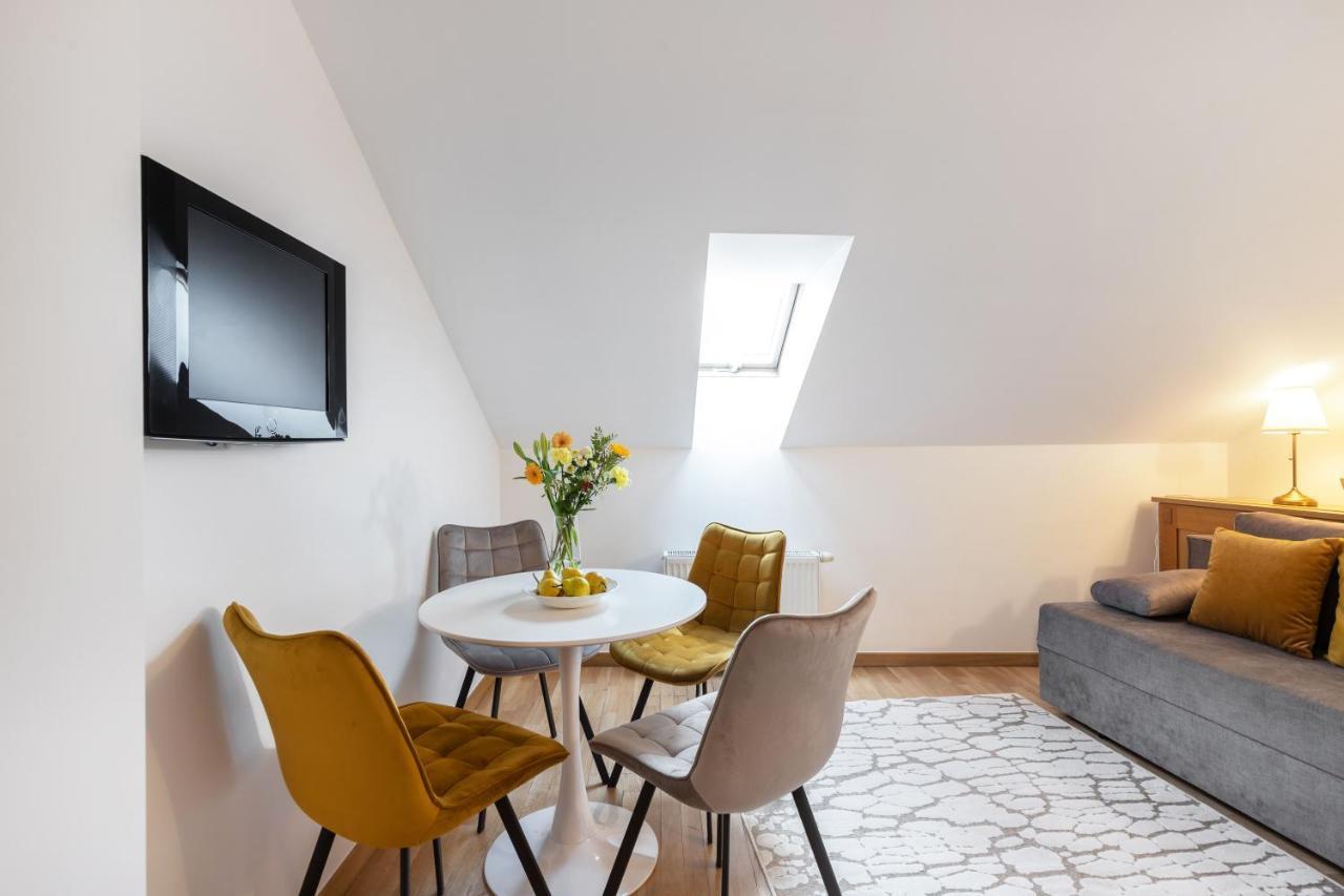 Cathedral Apartments By Reside Baltic Vilnius Esterno foto